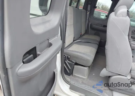 2002 Ford F-150 Lariat/Xl/Xlt from USA, damaged, VIN 1FTRX18LX2KE06883